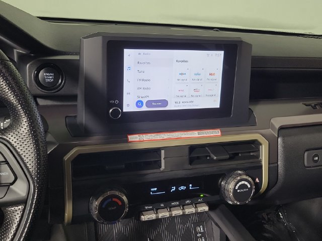 Used 2026 Toyota Tacoma SR5 AWD/4WD image 28