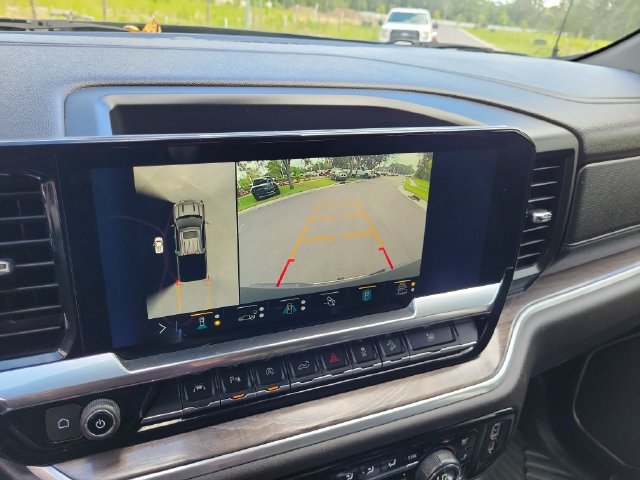 Used 2023 Chevrolet Silverado 1500 LTZ w/ LTZ Convenience Package II AWD/4WD image 32