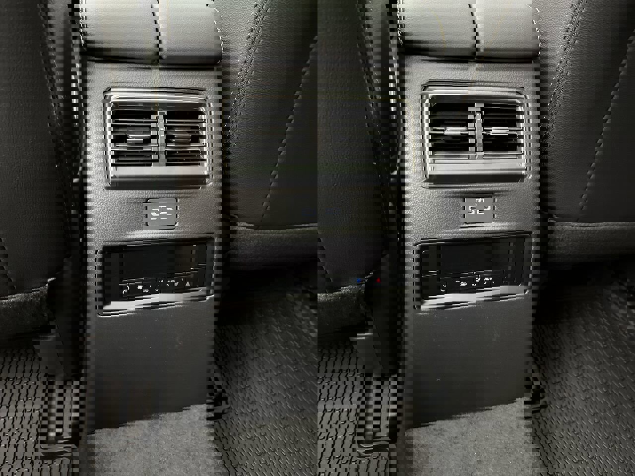 New 2025 MAZDA CX-90 3.3 Turbo w/ Preferred Package image 11