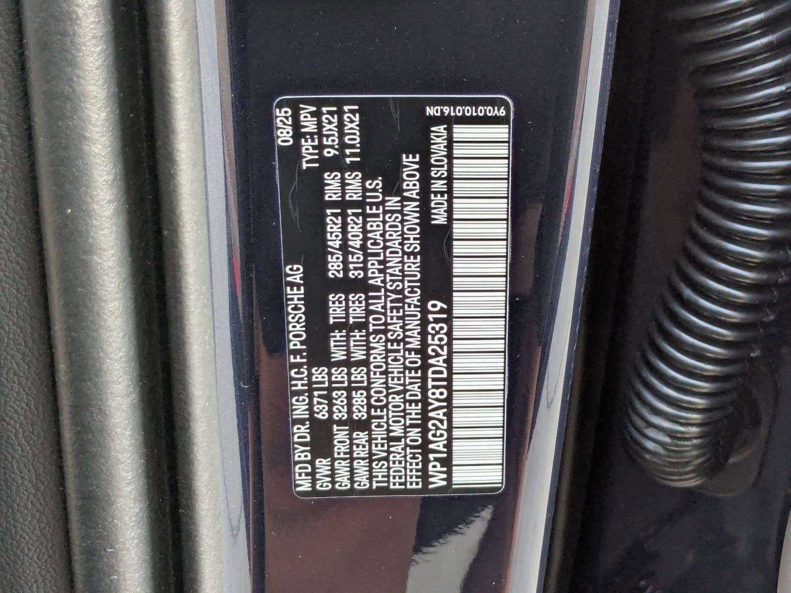 New 2026 Porsche Cayenne GTS image 28