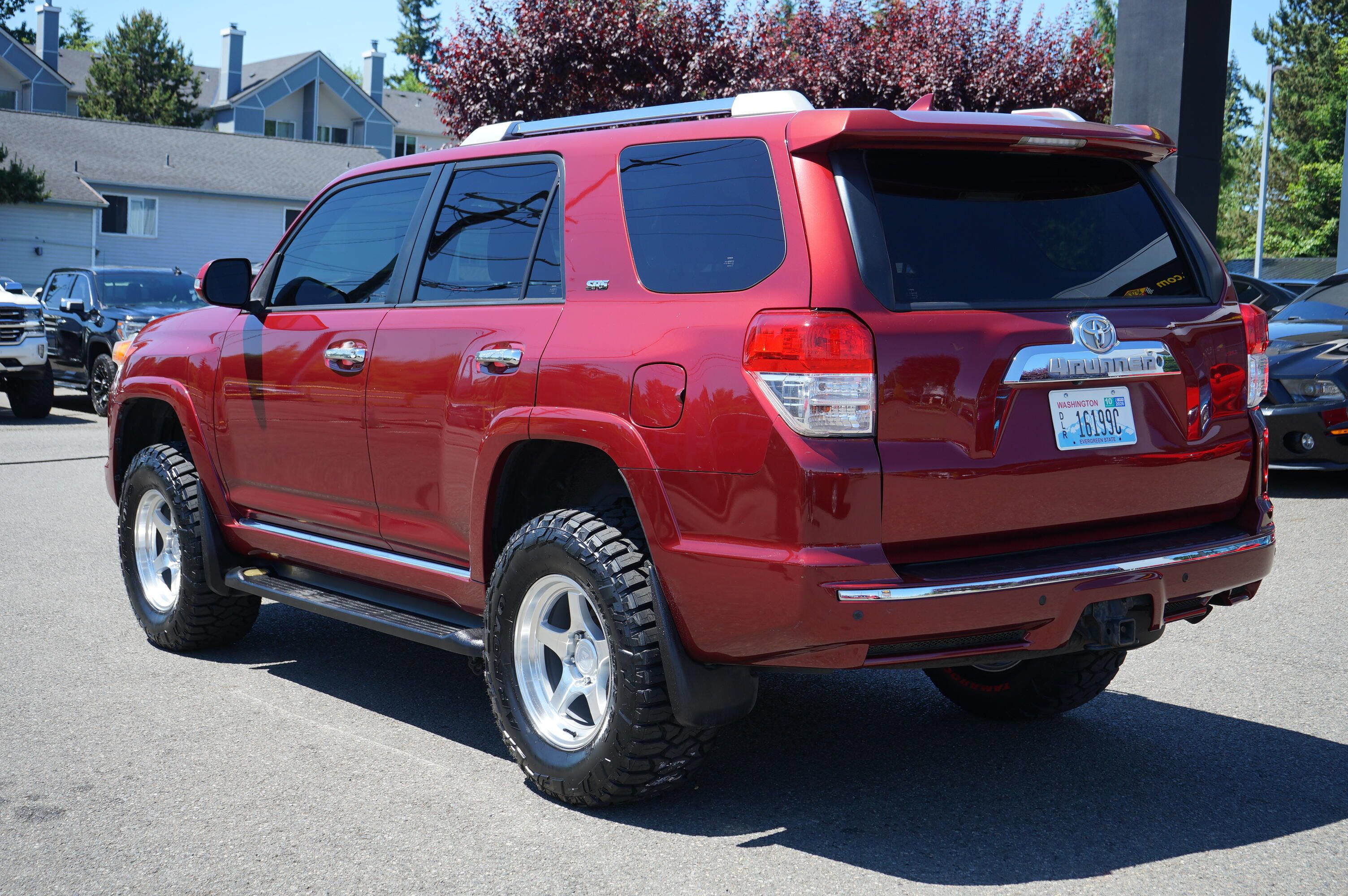 Used 2012 Toyota 4Runner SR5 w/ Convenience Pkg AWD/4WD image 3