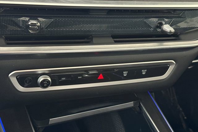 Used 2025 BMW X5 sDrive40i image 26