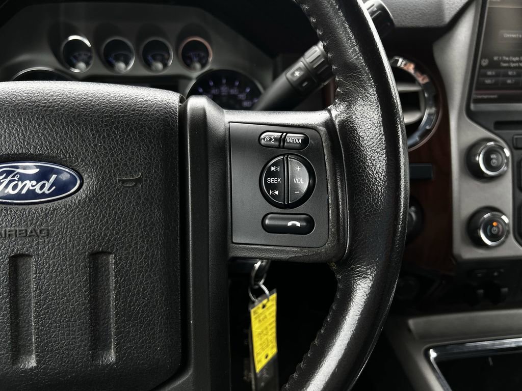 Used 2016 Ford F250 Lariat w/ Lariat Interior Package AWD/4WD image 17