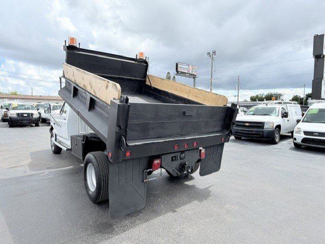 Used 1997 Ford F450 2WD Regular Cab Super Duty image 8