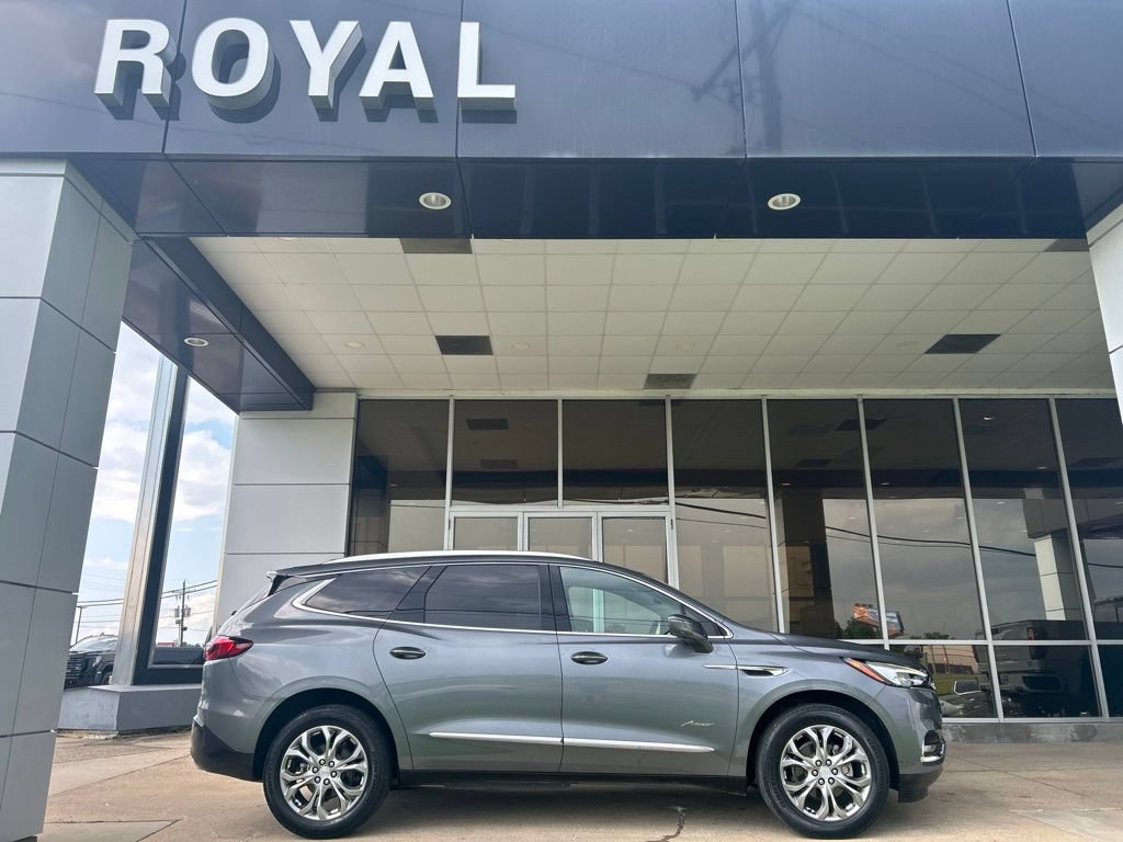 Used 2019 Buick Enclave Avenir w/ Avenir Technology Package