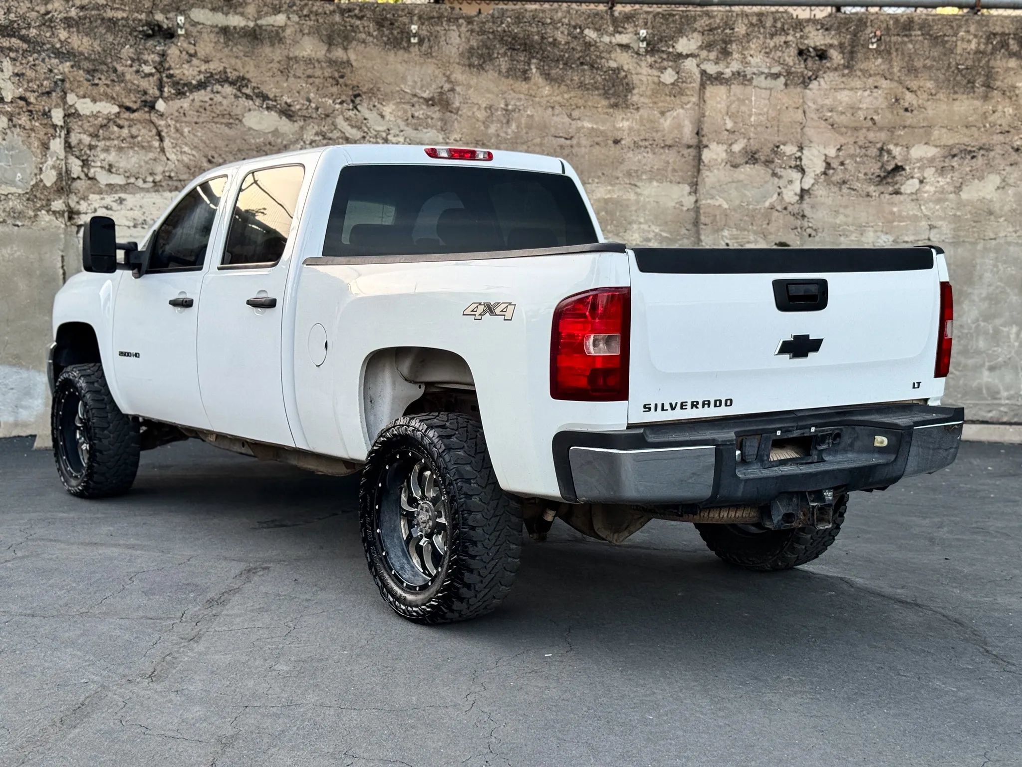 Used 2013 Chevrolet Silverado 2500 LT w/ Interior Plus Package image 6