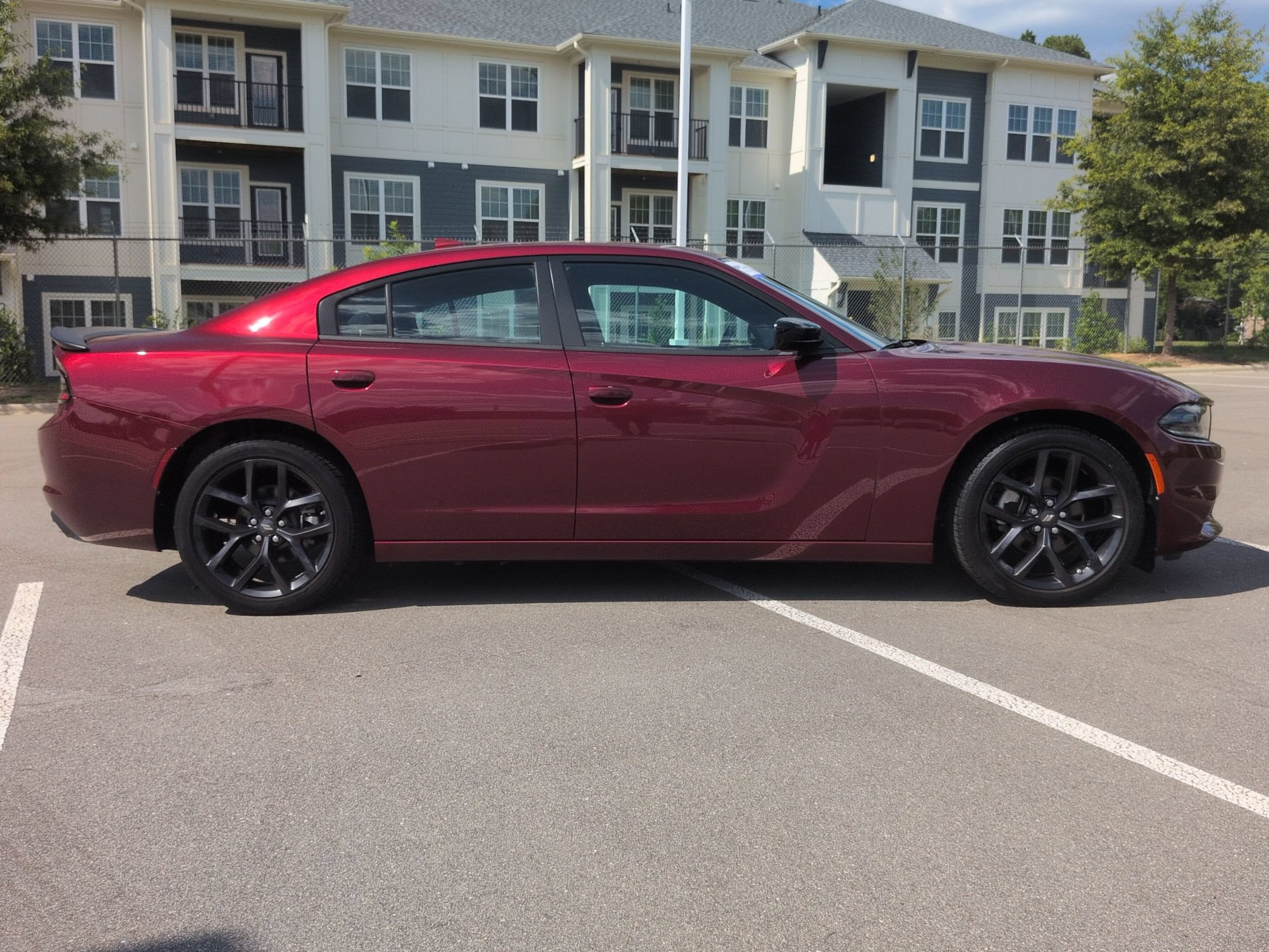 Used 2023 Dodge Charger SXT w/ Blacktop Package RWD image 3