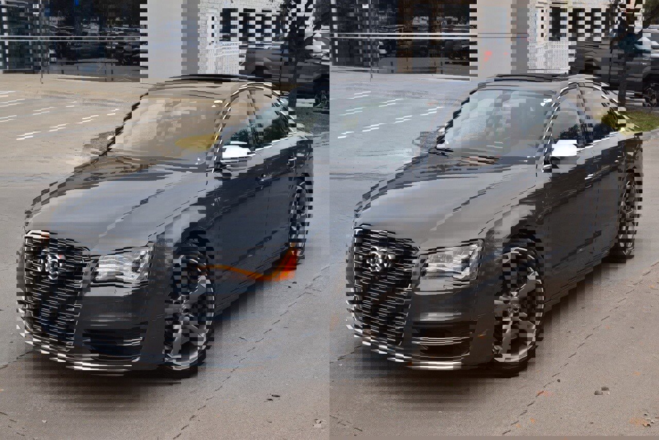 Used 2014 Audi S8 w/ Cold Weather Package image 40