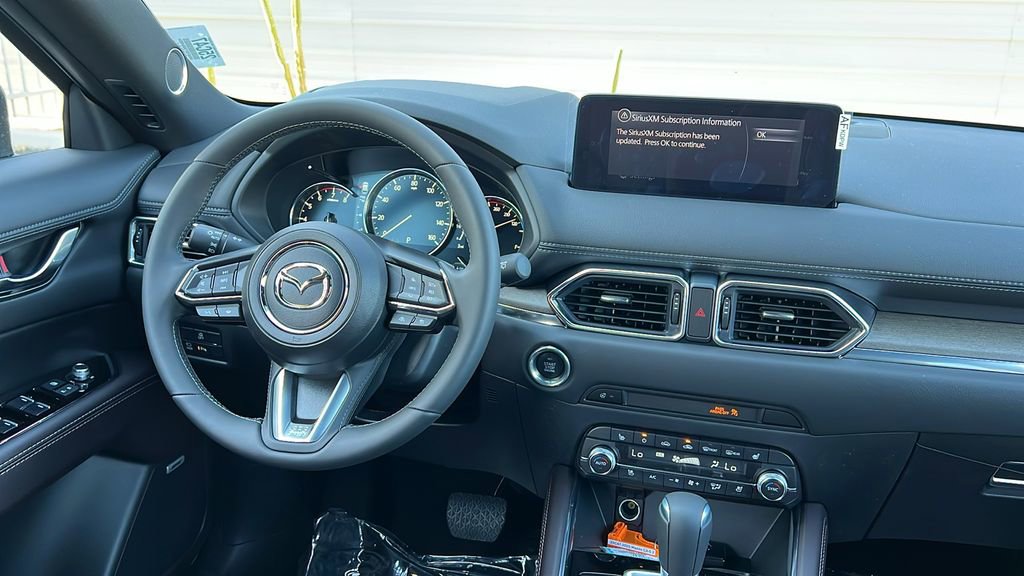 New 2025 MAZDA CX-5 Signature image 15