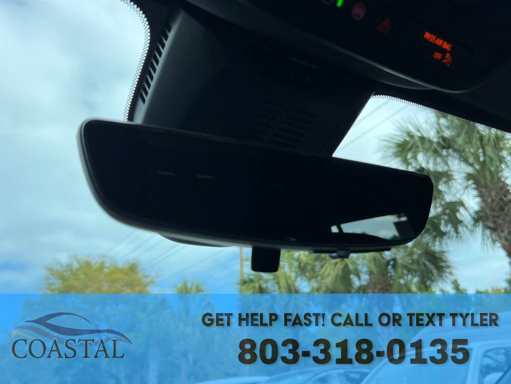 Used 2025 Chevrolet Equinox LT w/ Convenience Package II image 48