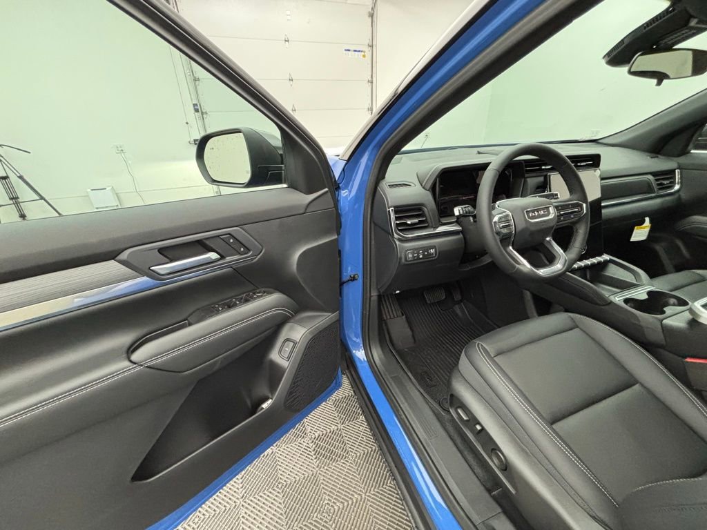 New 2026 GMC Terrain Elevation w/ Elevation Premium Package image 21