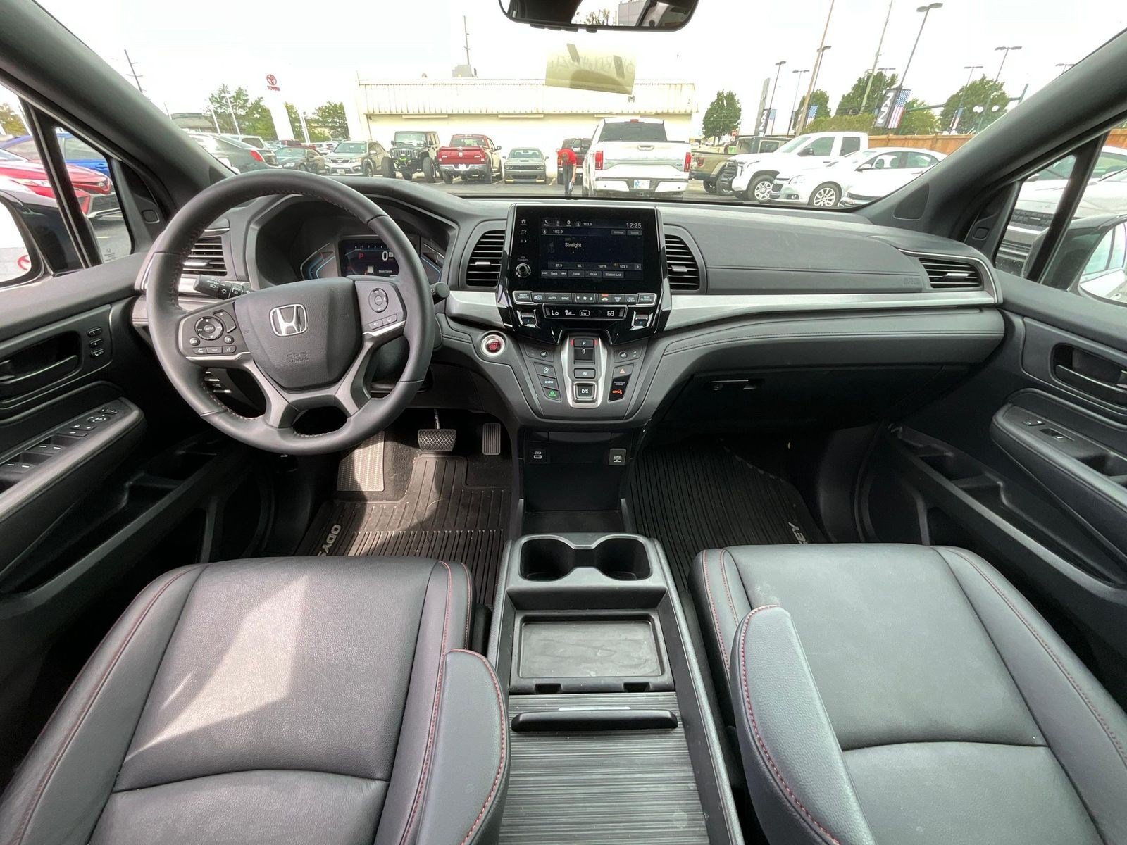 Used 2024 Honda Odyssey Sport image 7