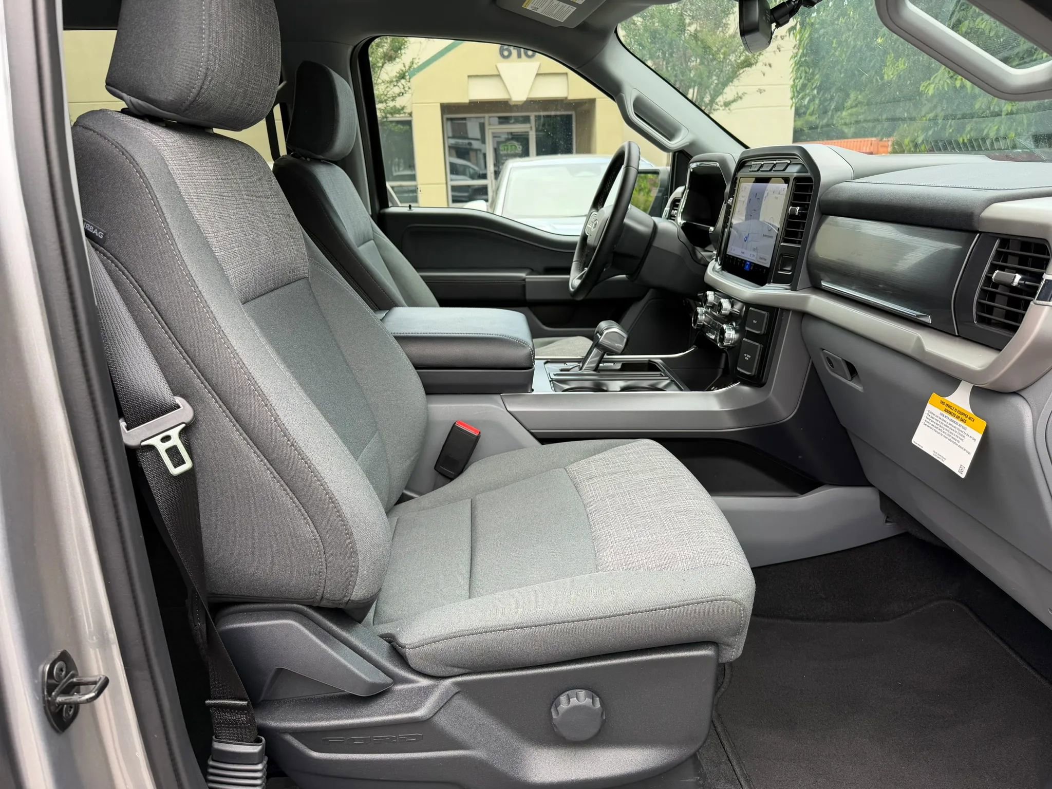 Used 2023 Ford F150 Lightning XLT AWD/4WD image 26