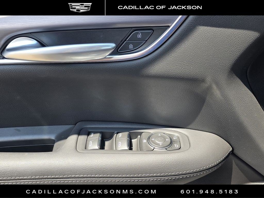 New 2026 Cadillac XT5 Luxury w/ LPO, Floor Liner Package AWD/4WD image 16