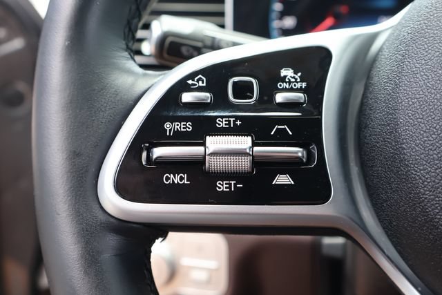 Used 2022 Mercedes-Benz GLS 450 4MATIC image 30