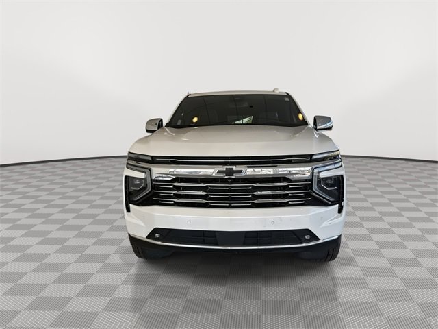 New 2025 Chevrolet Suburban Premier image 3