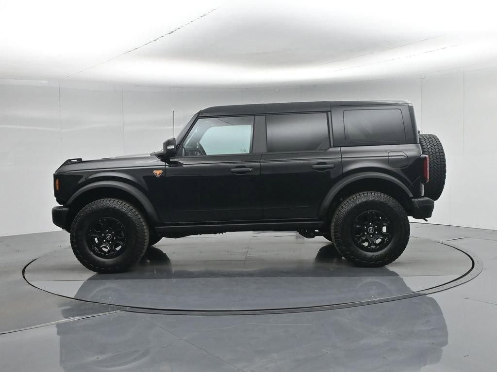Used 2025 Ford Bronco Badlands image 31