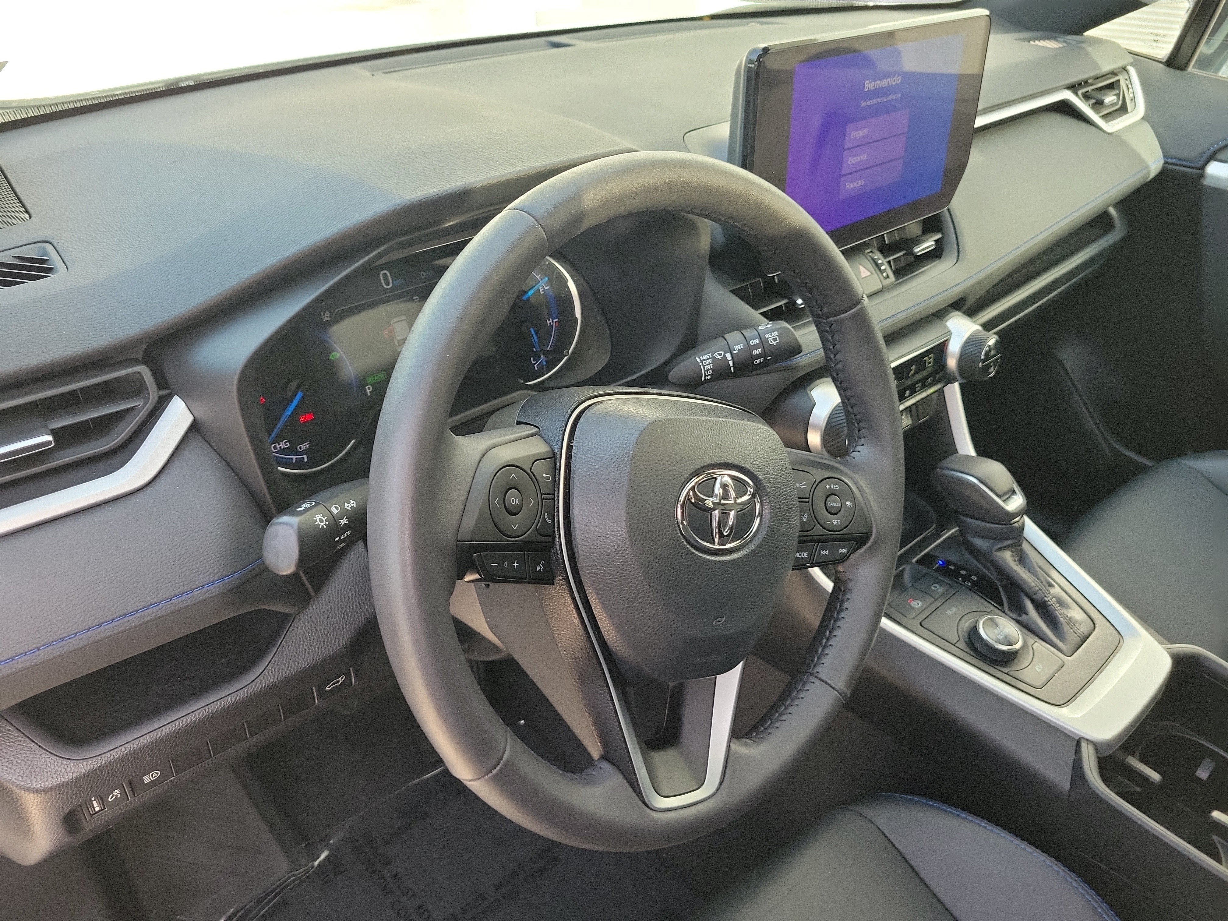 Used 2024 Toyota RAV4 XSE AWD/4WD image 25