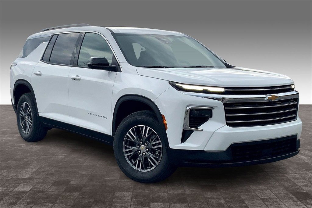 New 2026 Chevrolet Traverse LT w/ Driver Confidence Package video 1
