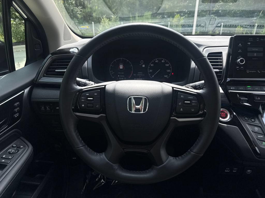 Used 2025 Honda Odyssey Elite image 19
