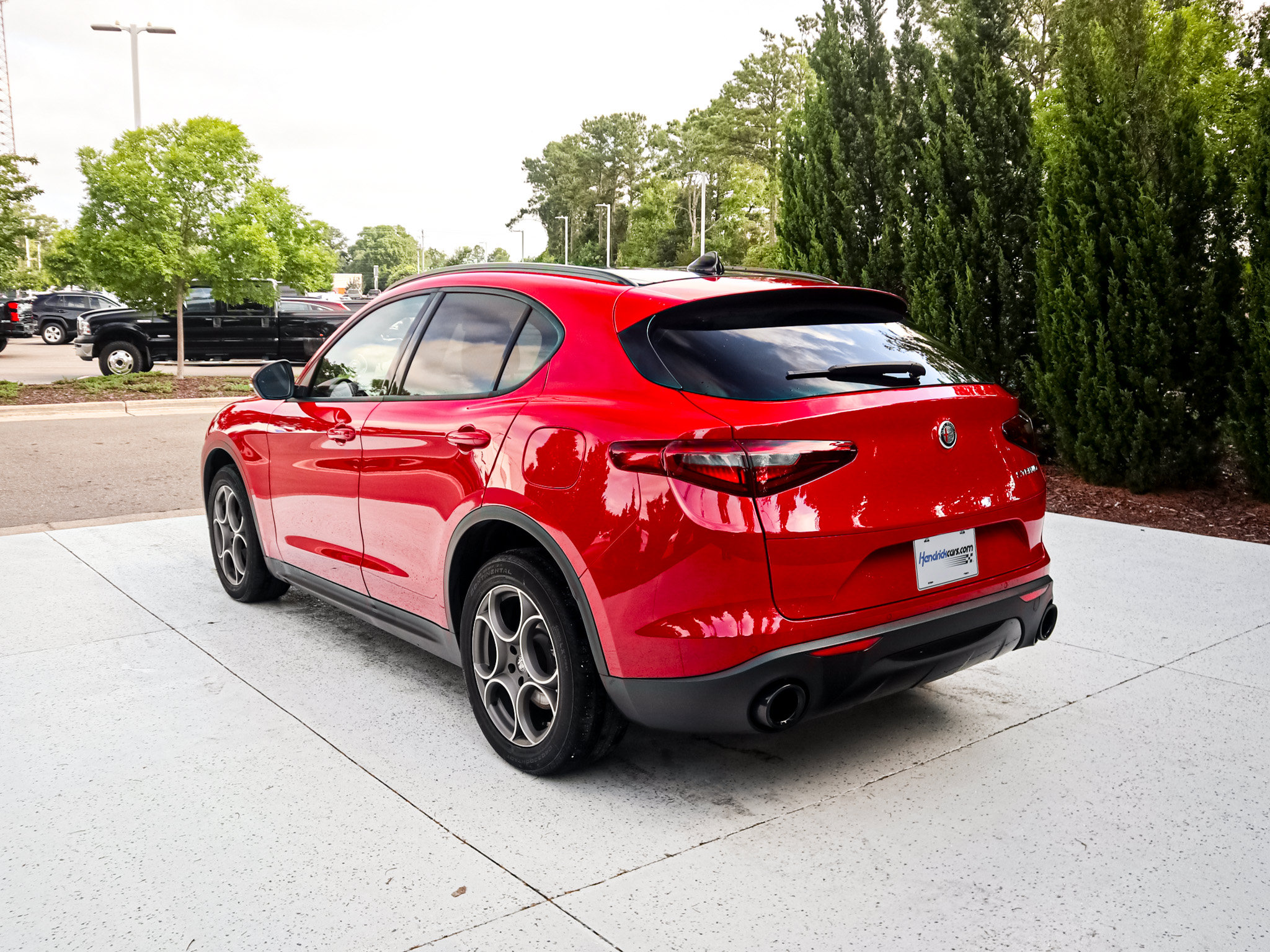 Used 2023 Alfa Romeo Stelvio Sprint RWD image 8