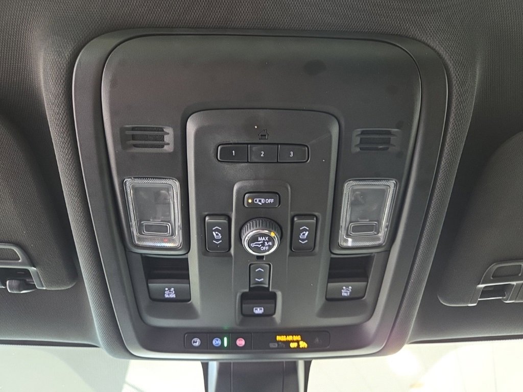 Used 2021 Chevrolet Tahoe High Country image 31