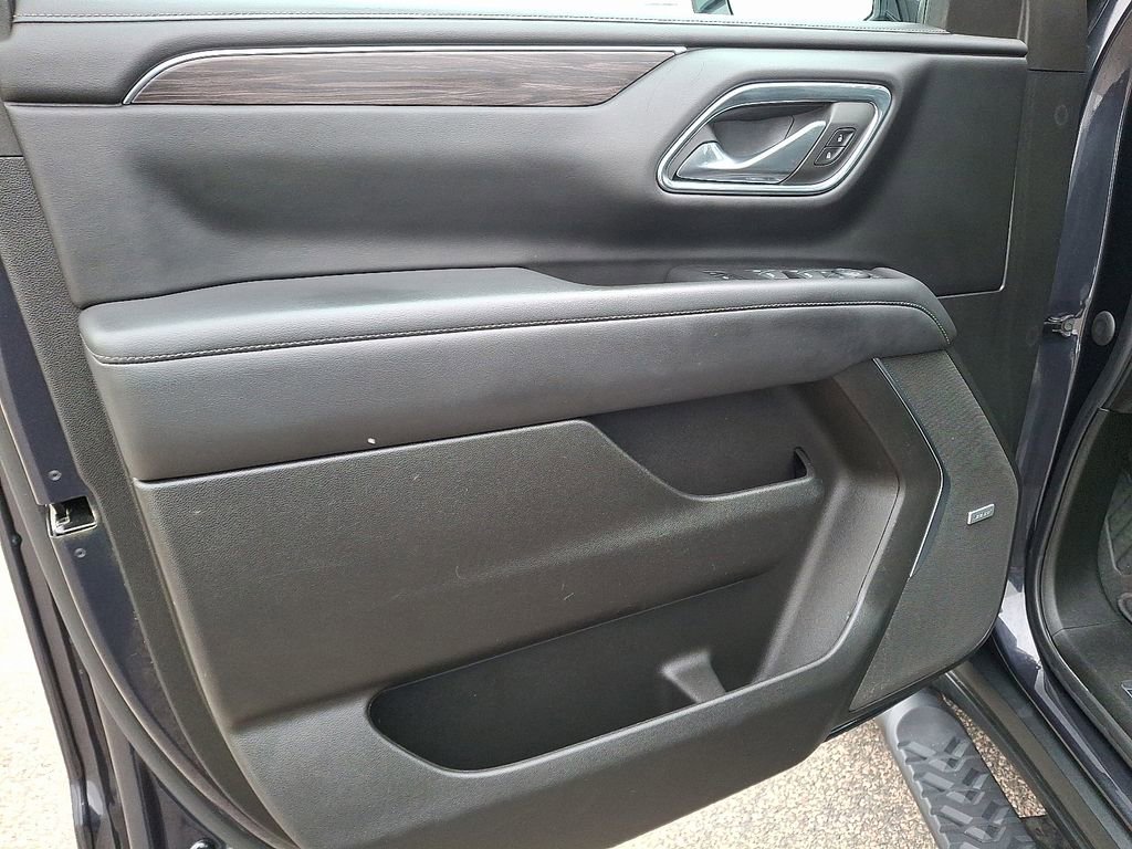 Used 2023 Chevrolet Tahoe Z71 w/ Z71 Off-Road Package image 15