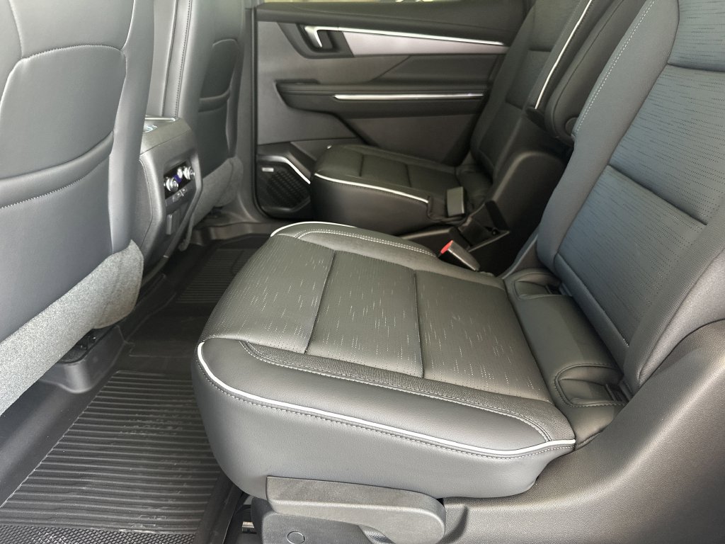 New 2026 Buick Enclave Sport Touring w/ Power Package FWD image 33