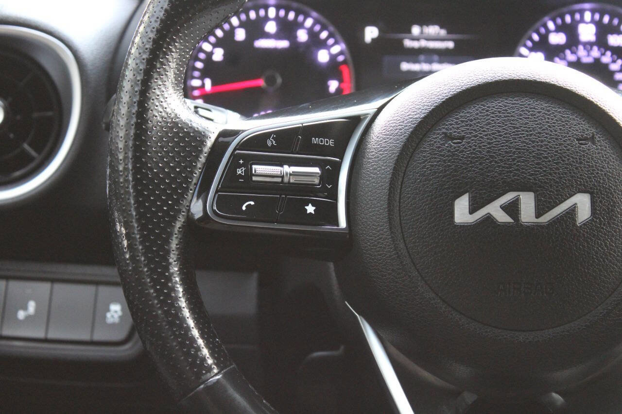 Used 2022 Kia Forte GT-Line w/ GT-Line Premium Package image 39