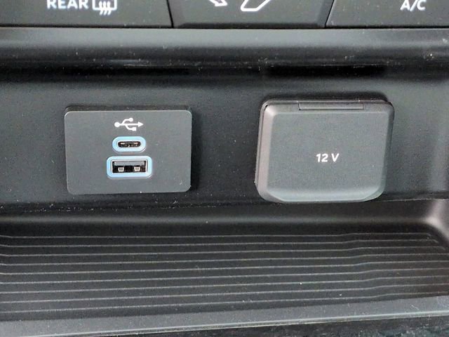 New 2026 Ford F250 XL w/ STX Appearance Package AWD/4WD image 23