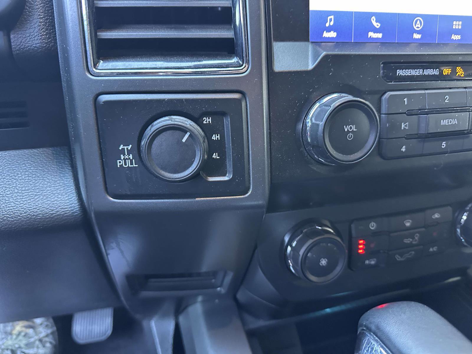 Certified 2019 Ford F150 XLT w/ Equipment Group 302A Luxury image 25