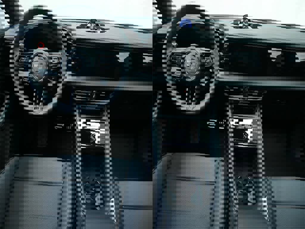 New 2025 Porsche Macan Turbo Electric image 15
