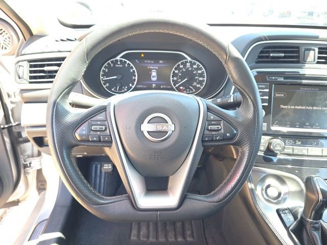 Used 2023 Nissan Maxima SV w/ Floor Mat Group FWD image 15
