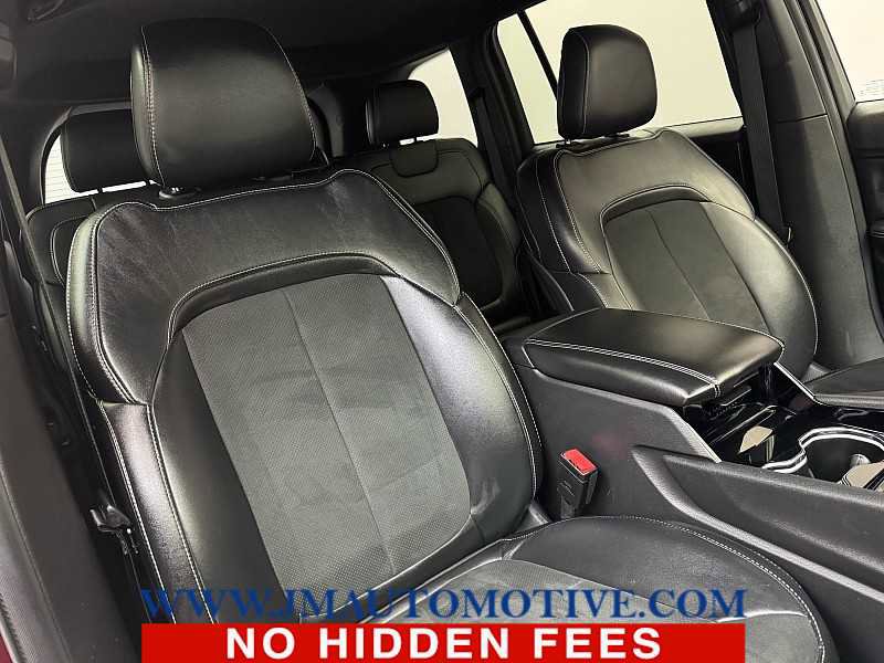 Used 2023 Jeep Grand Cherokee Altitude AWD/4WD image 21