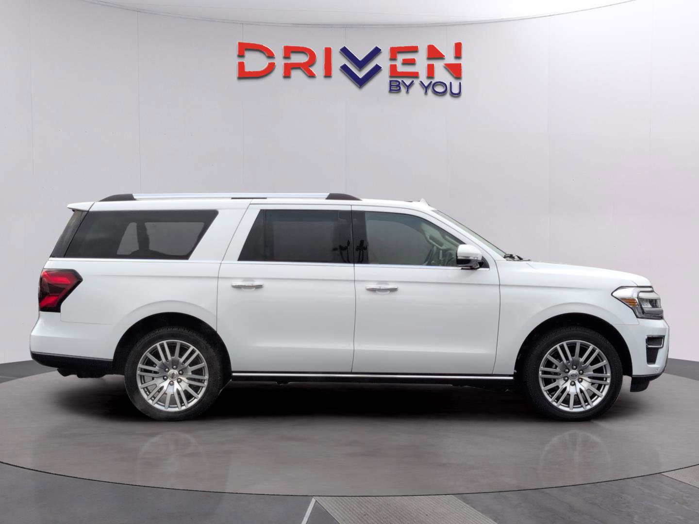 Used 2024 Ford Expedition Max Limited AWD/4WD image 5