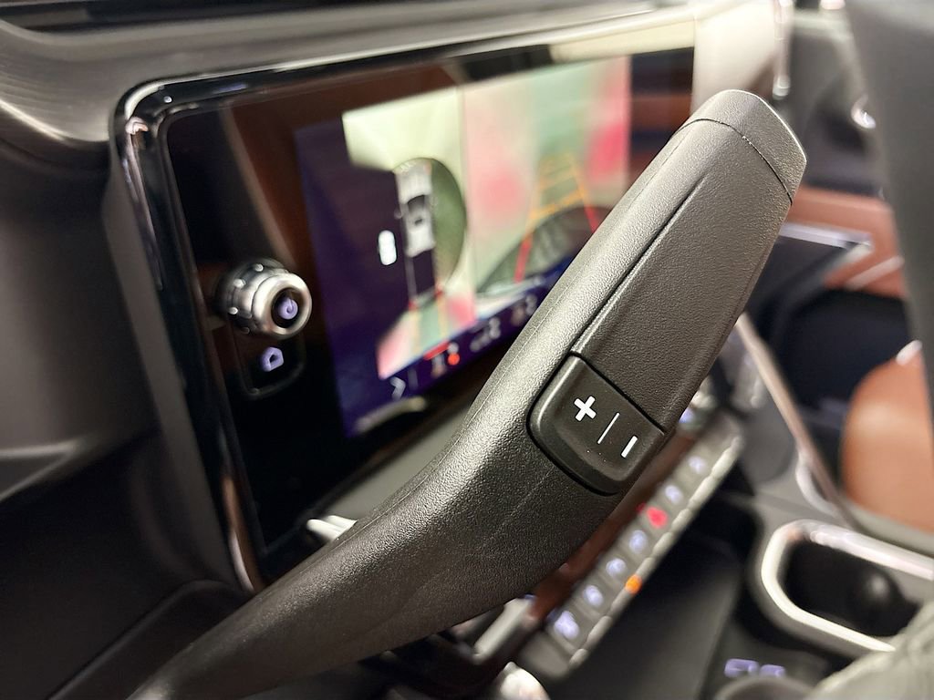 New 2026 GMC Sierra 3500 Denali Ultimate AWD/4WD image 17