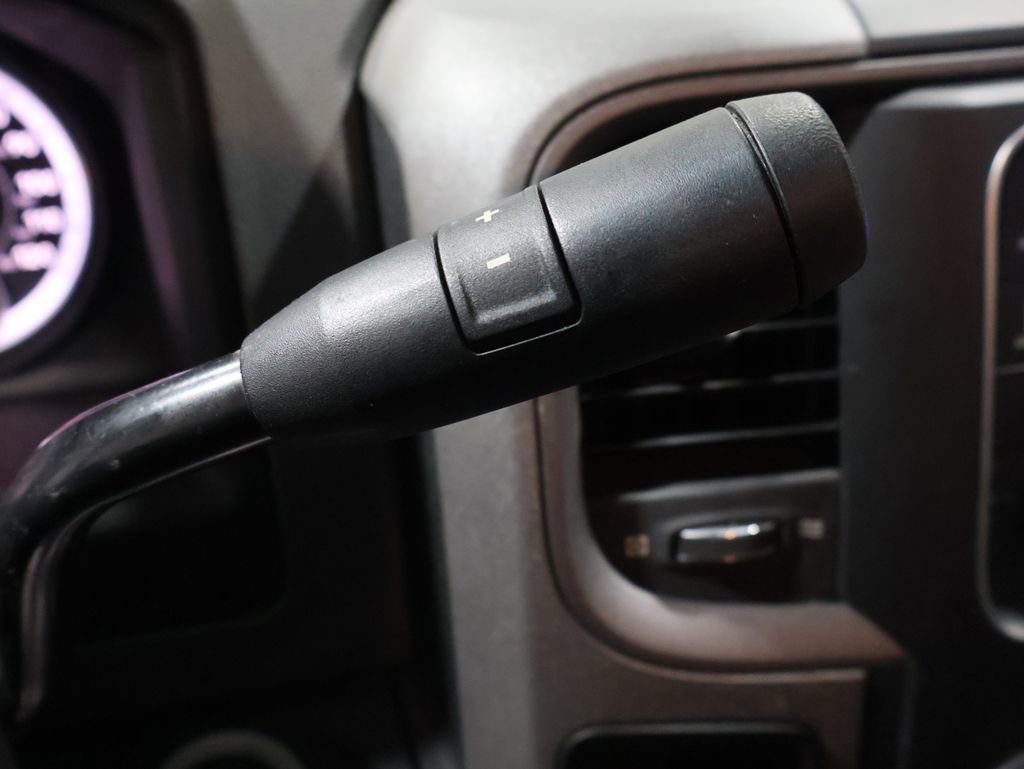 Used 2013 RAM 2500 Tradesman w/ Chrome Appearance Group image 32