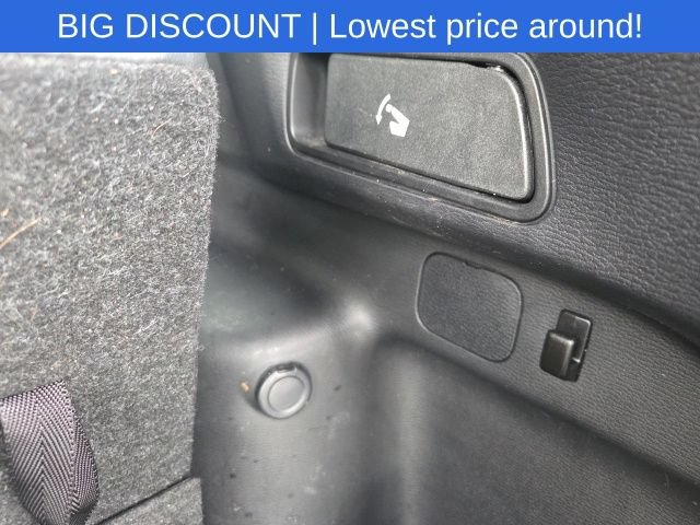 Used 2022 Mitsubishi Outlander SE AWD/4WD image 13