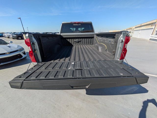 Used 2025 Chevrolet Silverado 2500 LT w/ All Star Edition image 11