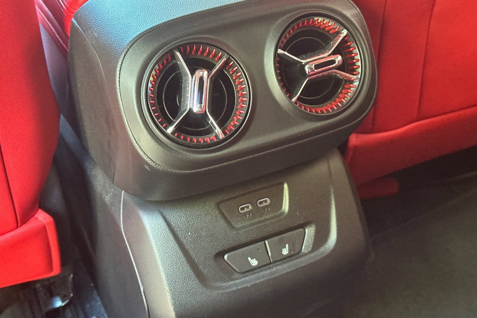 Used 2024 Chevrolet Blazer EV RS AWD/4WD image 39