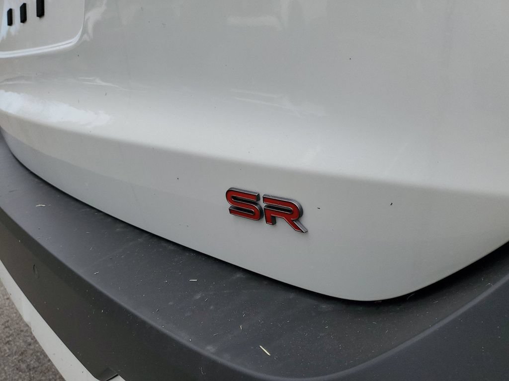 New 2026 Nissan Kicks SR w/ SR Premium Package FWD image 6