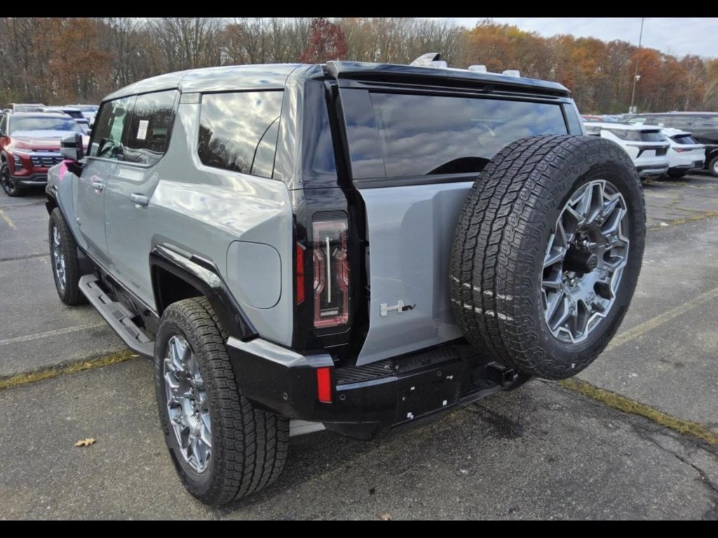 Used 2025 GMC Hummer EV 3X image 2