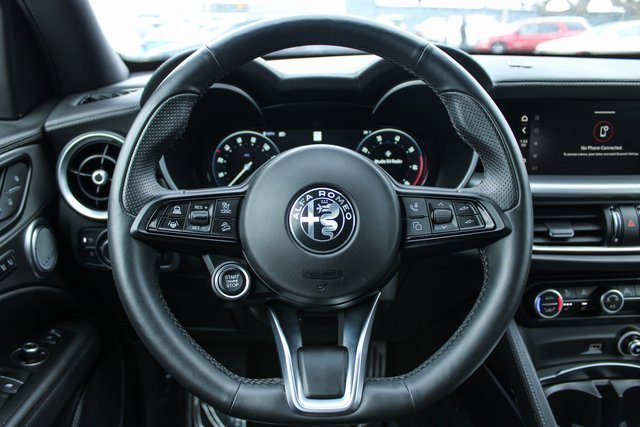 Used 2024 Alfa Romeo Stelvio Ti image 24