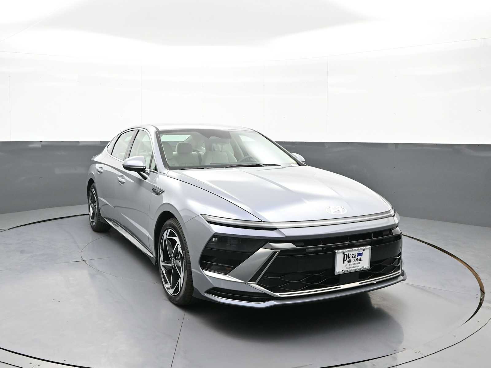 New 2026 Hyundai Sonata SEL FWD image 3