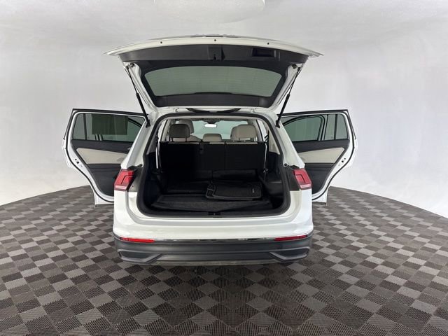 Used 2024 Volkswagen Tiguan S image 19
