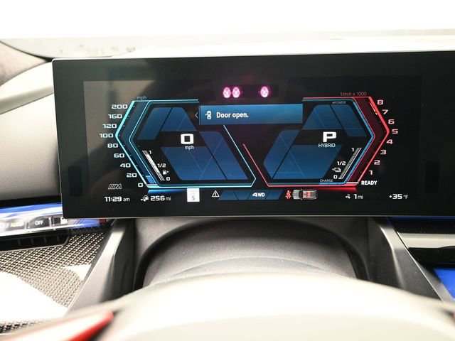 Used 2026 BMW M5 Touring image 12