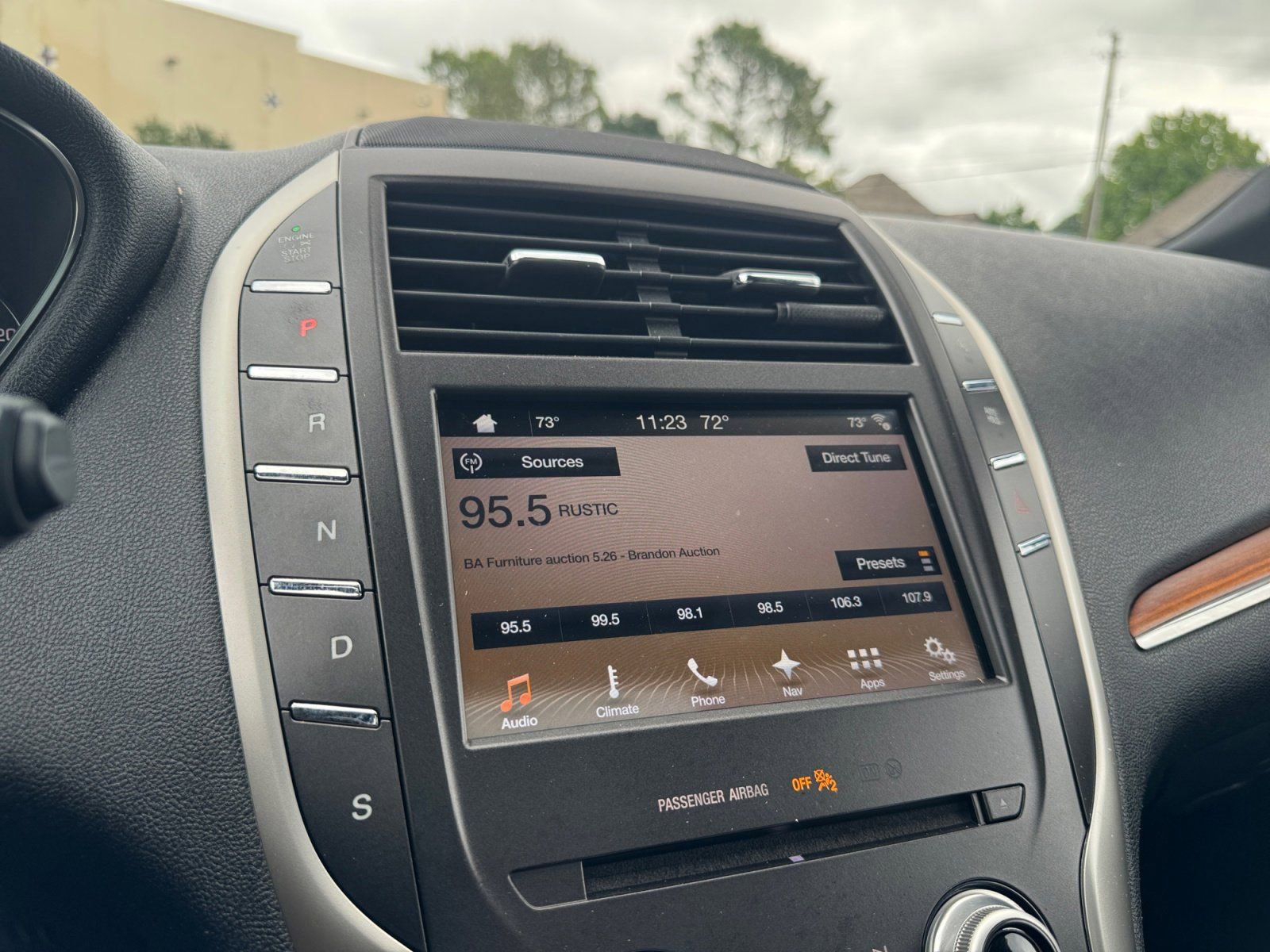 Used 2017 Lincoln MKC Reserve FWD image 24