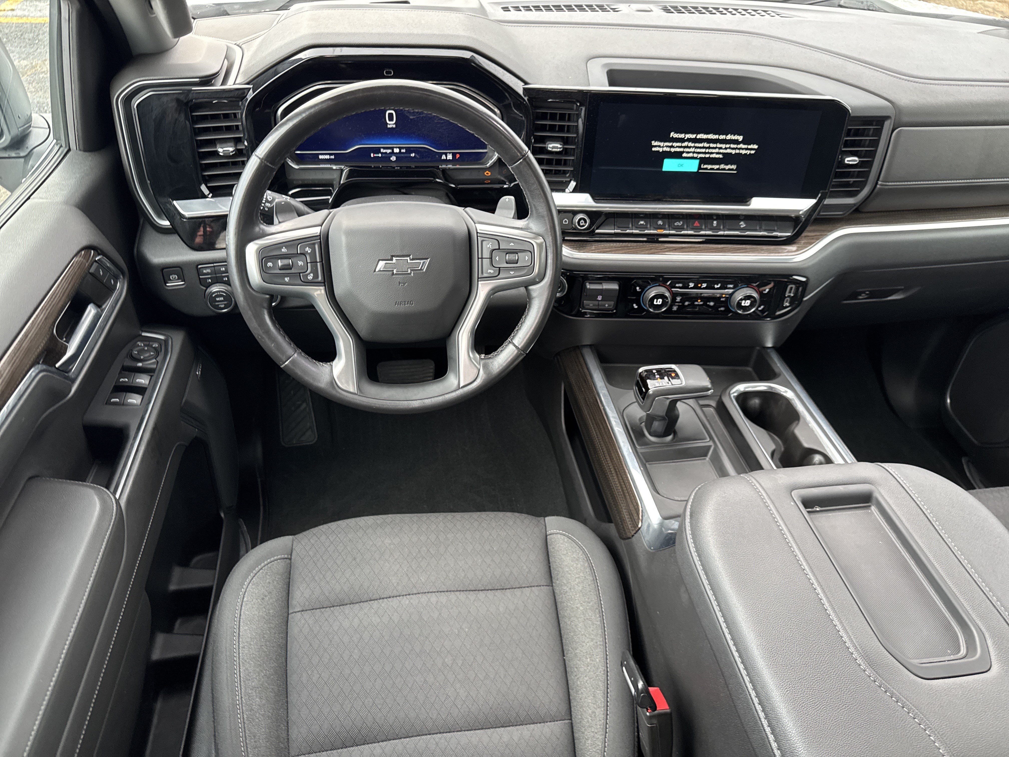 Used 2022 Chevrolet Silverado 1500 LT Trail Boss w/ Convenience Package II AWD/4WD image 7