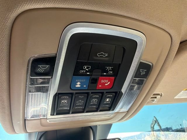 Used 2021 RAM 1500 Limited AWD/4WD image 16
