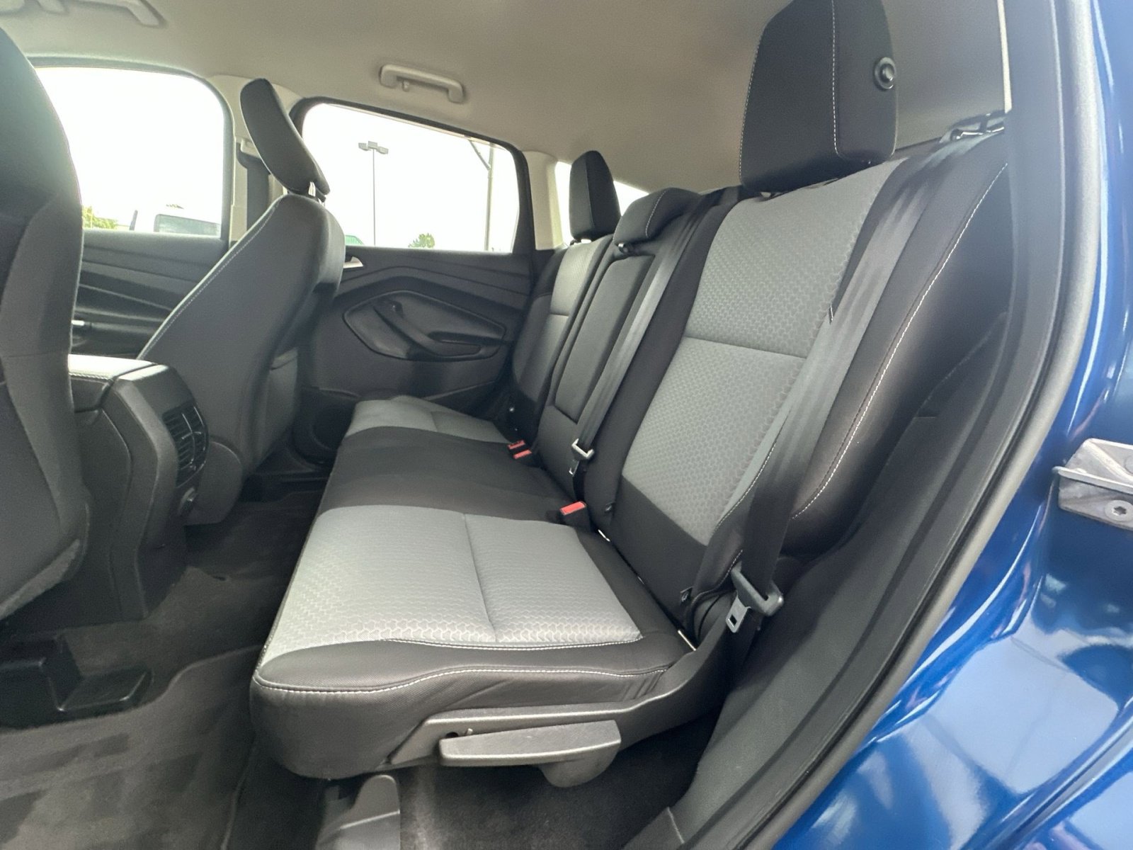 Certified 2019 Ford Escape SE AWD/4WD image 39